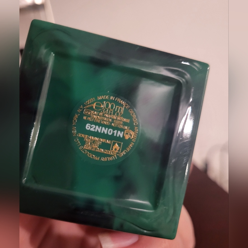 "Vert Malachite" By Giorgio Armani Fragrance - Picture 4 of 4